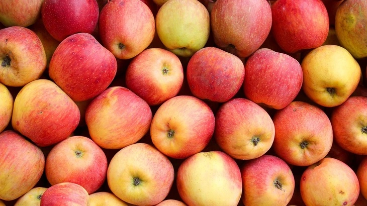 Apples